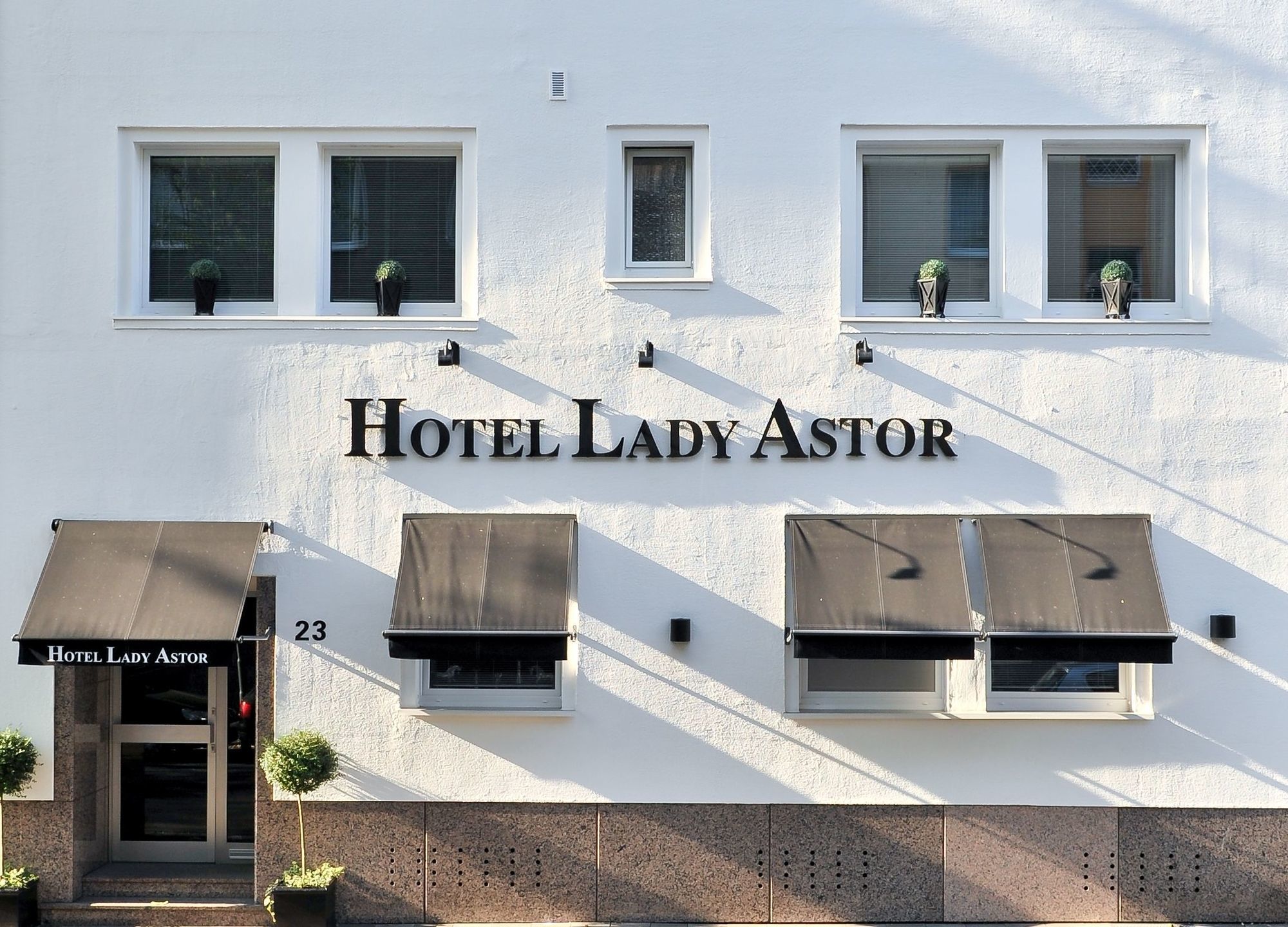 Hotel Sir & Lady Astor Düsseldorf Dış mekan fotoğraf